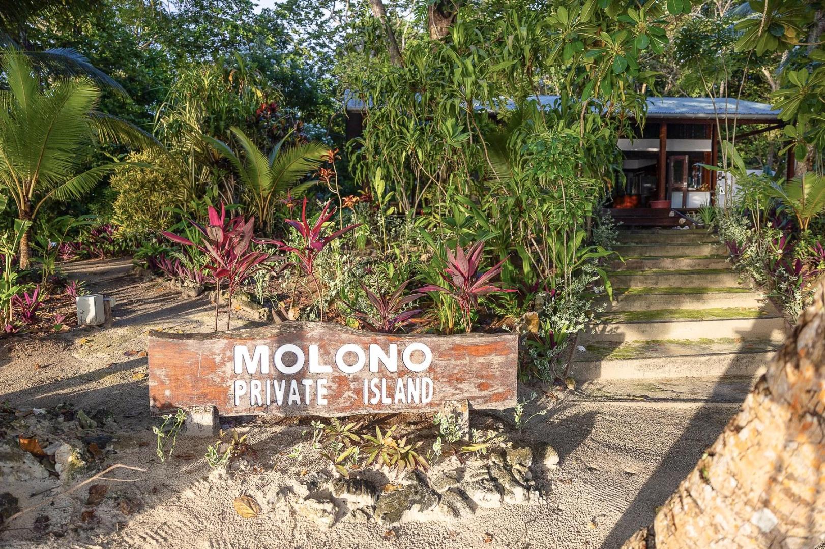 Deeper Love Island Resort – Private island in Vanuatu, South Pacific