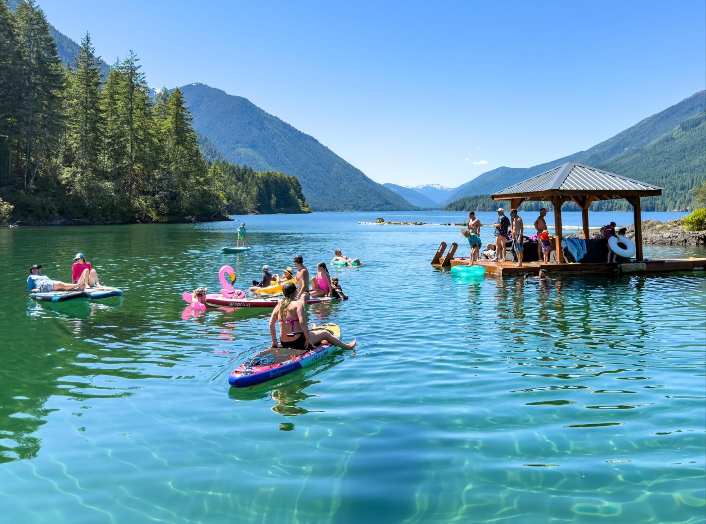 Sunset Island Resort – Private island in British Columbia, Canada