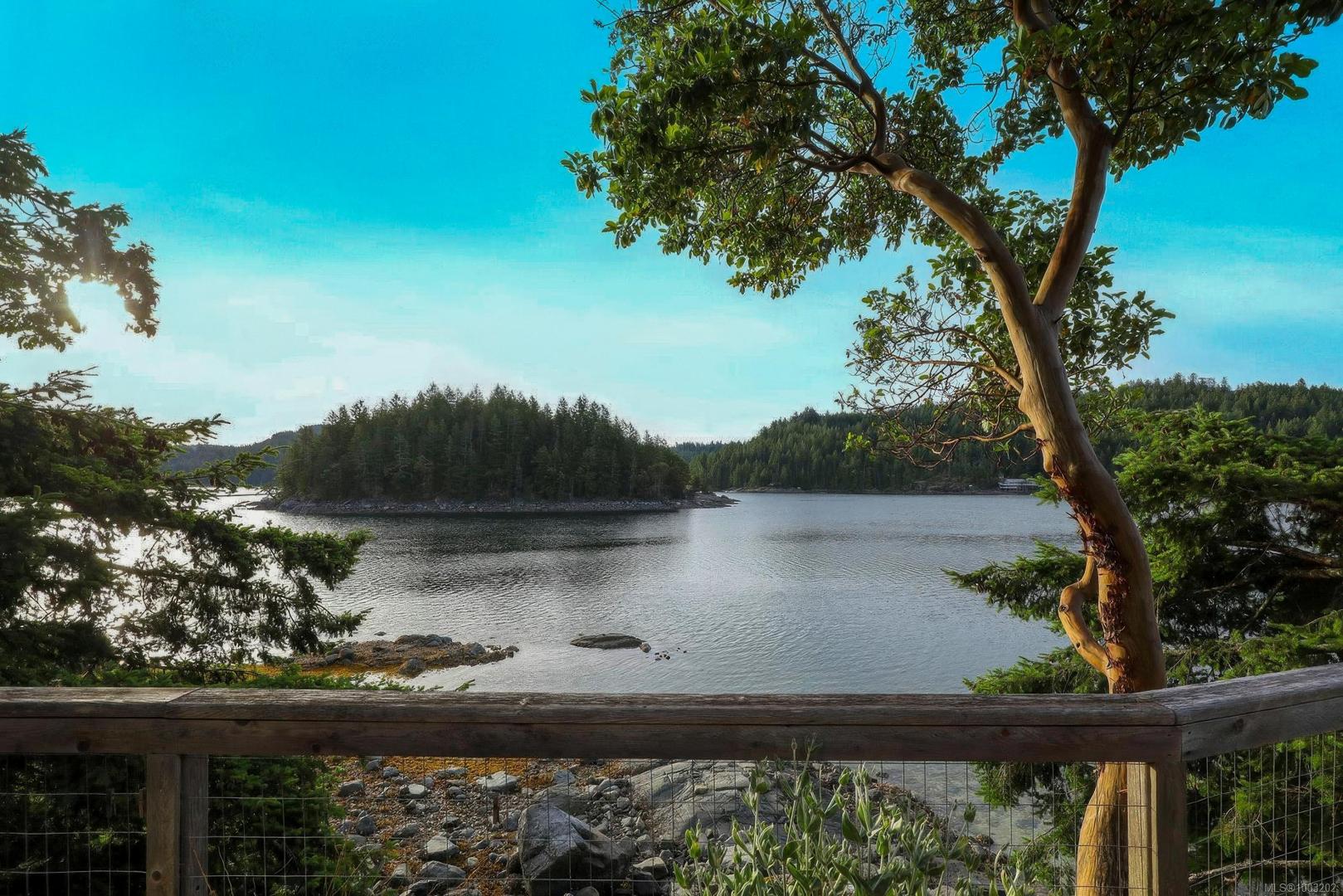 Tan Island – Private island in British Columbia, Canada