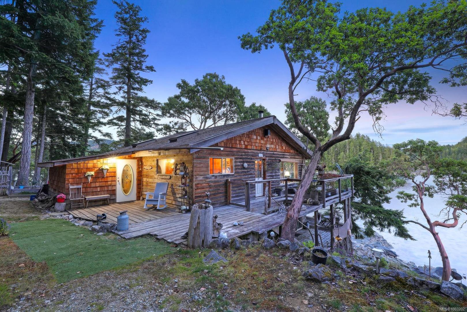 Tan Island – Private island in British Columbia, Canada