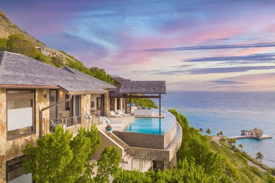 thumb-waters-edge-villa.jpg
