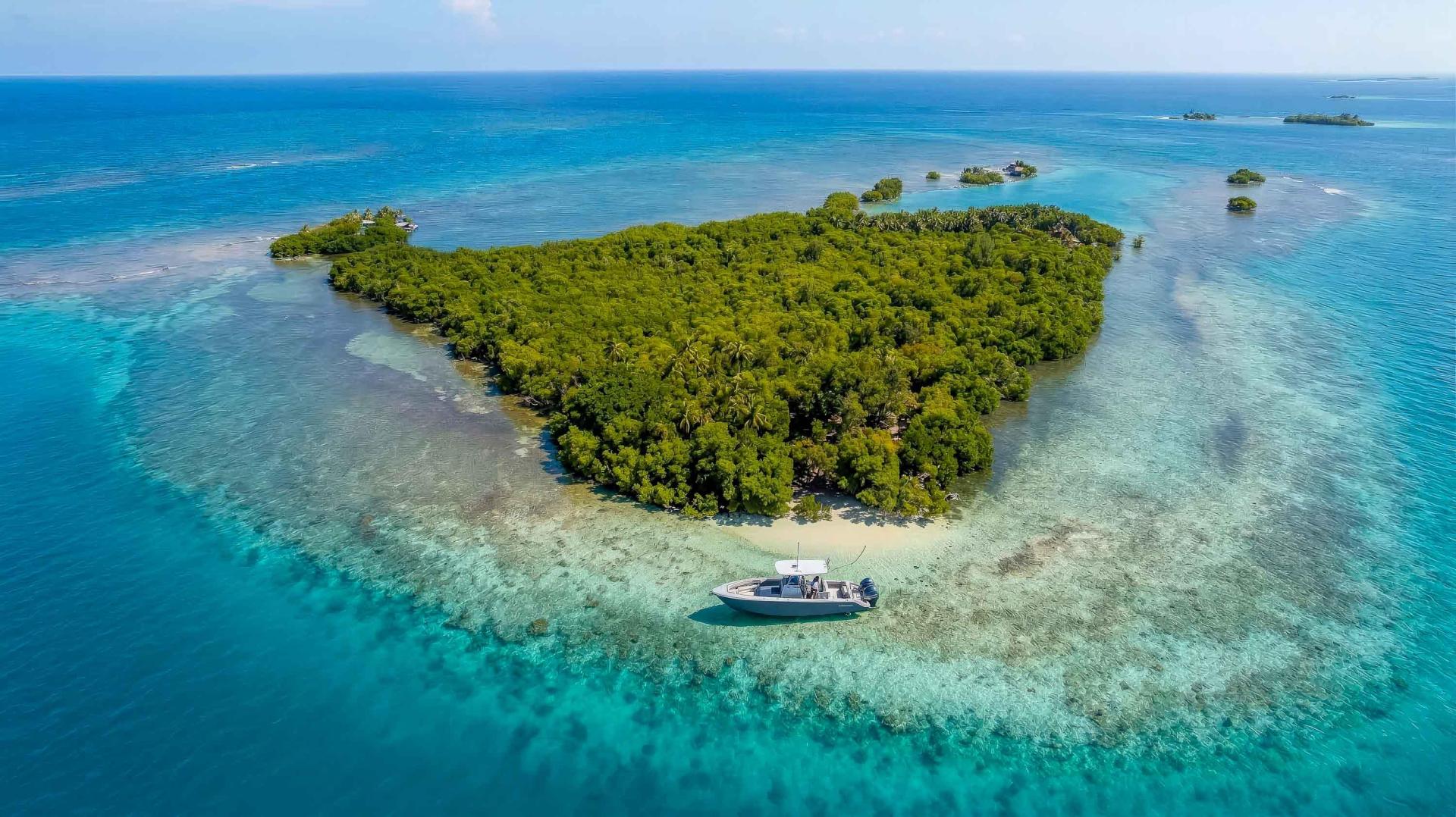 Treasure Caye – Private island in Belize, Central America