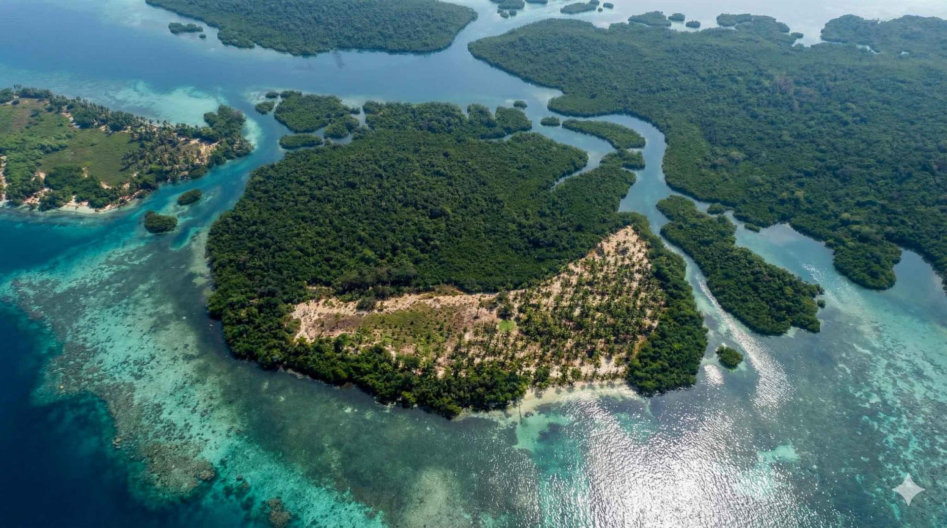 Turtle Caye – Private island in Belize, Central America