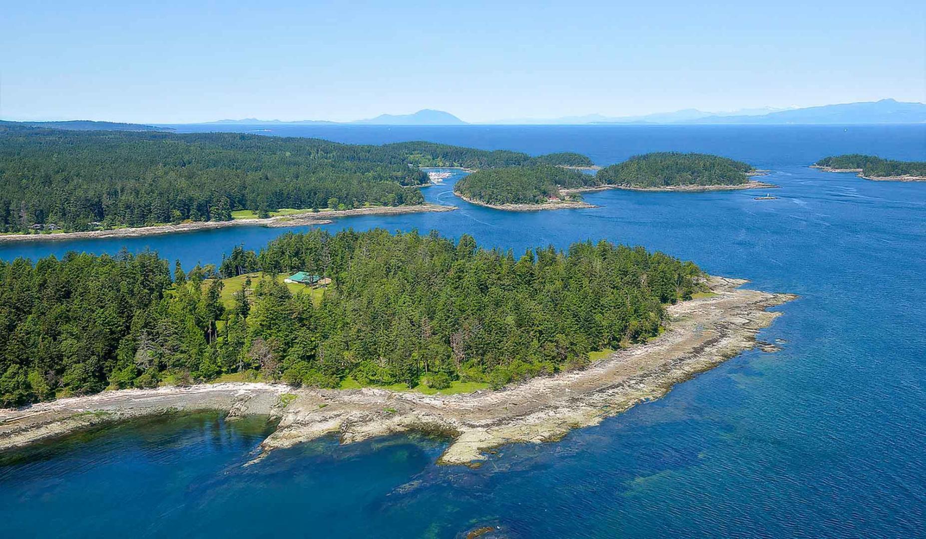 Breakwater Island – Private island in British Columbia, Canada