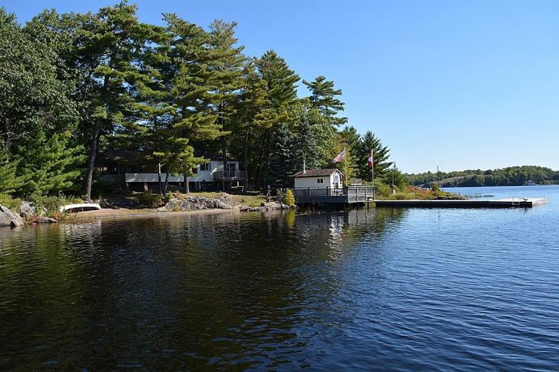 Dry Island image