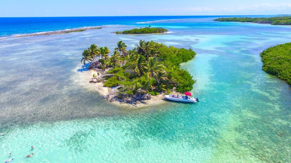 Deadman Caye .699acres image