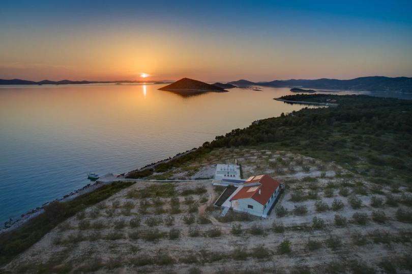 Zizanj Island image
