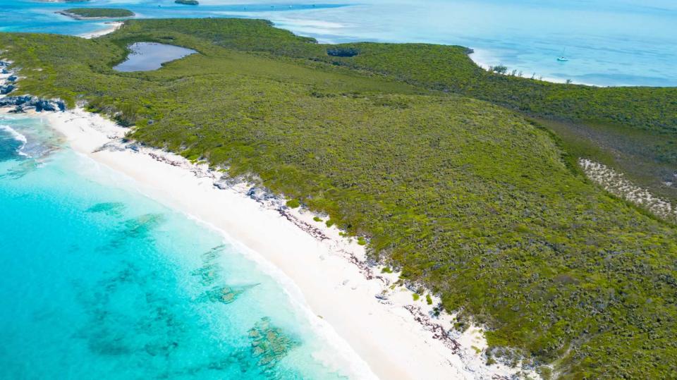 Hoffmans Cay image