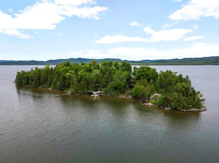 Lynch Island image
