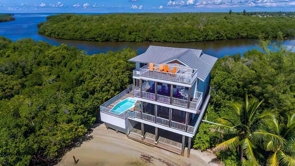Crescent Island – Private island in Florida, United States