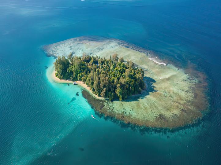 Lissenung Island – Private island in Papua New Guinea, South Pacific