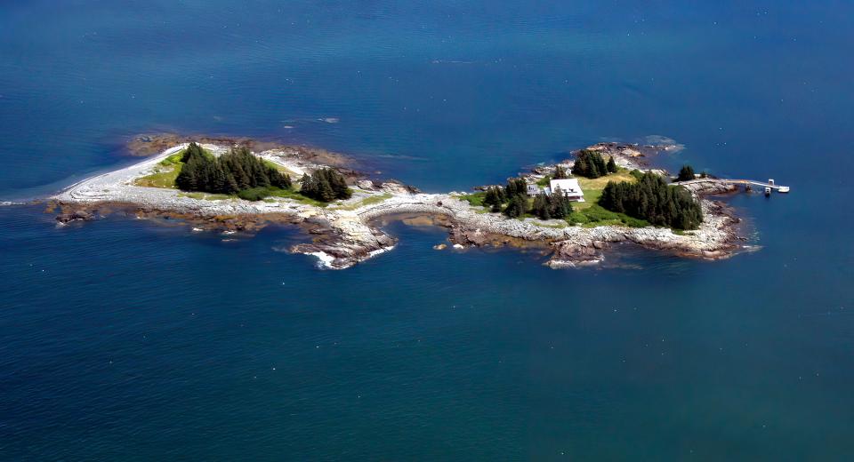 Spectacle Island – Private island in Maine, United States