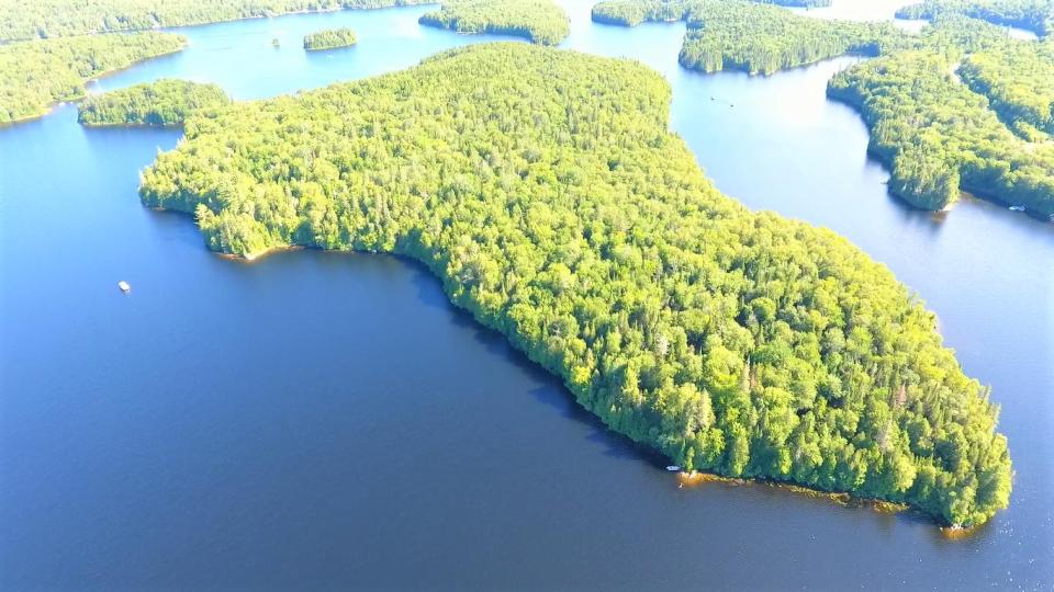 Quebec Island Reserve – Private island in Quebec, Canada
