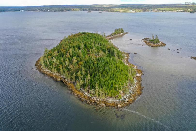 Brown Islands – Private island in Nova Scotia, Canada