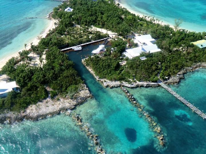 Sandy Cay image