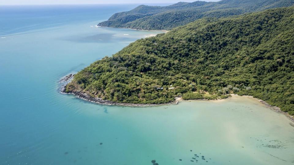 Bloomfield Wilderness Lodge – Private island in Australia, South Pacific