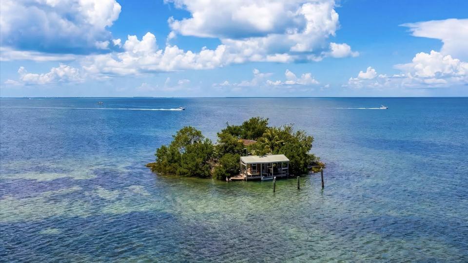 Pretty Joe Rock – Private island in Florida, United States