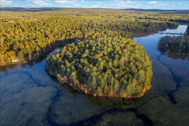 Lake Rohunta Island – Private island in Massachusetts, United States