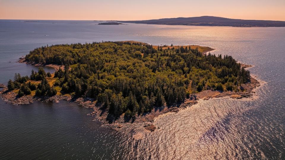 Fog Island – Private island in Maine, United States