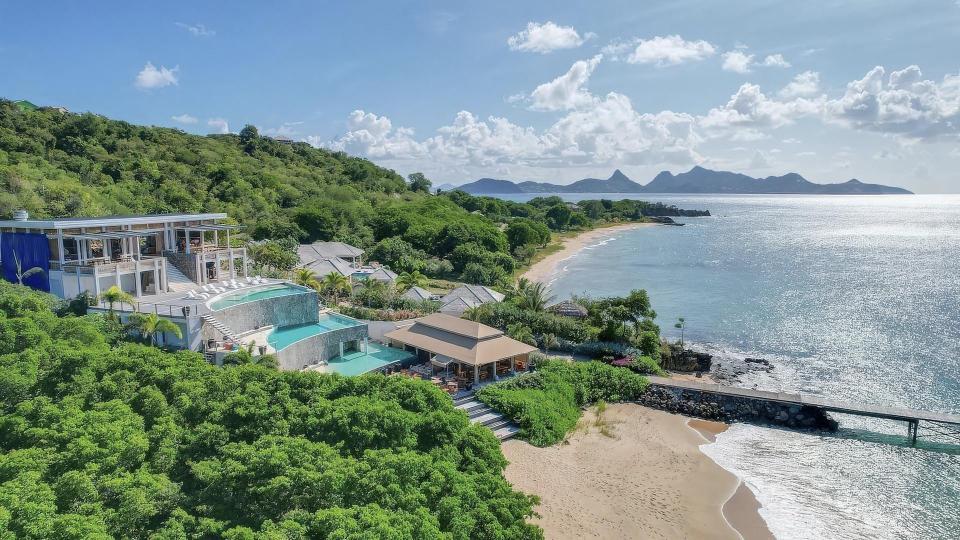 Mayreau Beach Club & Villa – Private island in SVG, Caribbean