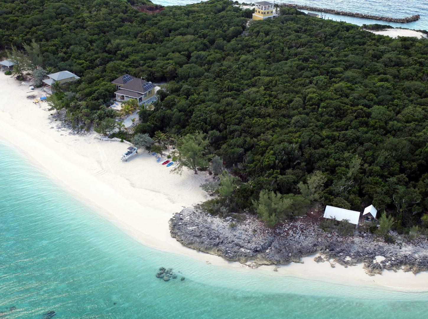 Private islands for rent in New Providence, Caribbean, Bahamas