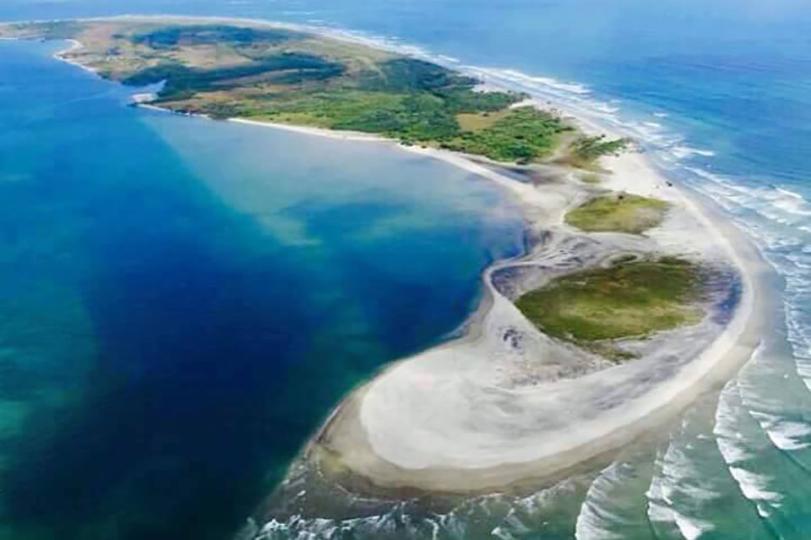 1 private island for sale in Ecuador, South America