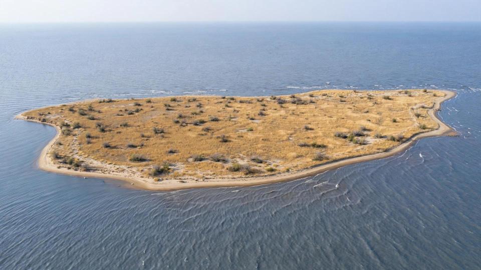 1 private island for sale in Kazakhstan, Asia & Middle East