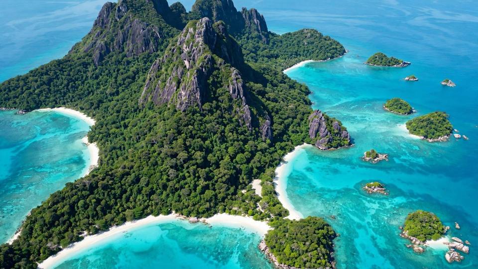 2 private islands for rent in Malaysia, Asia & Middle East
