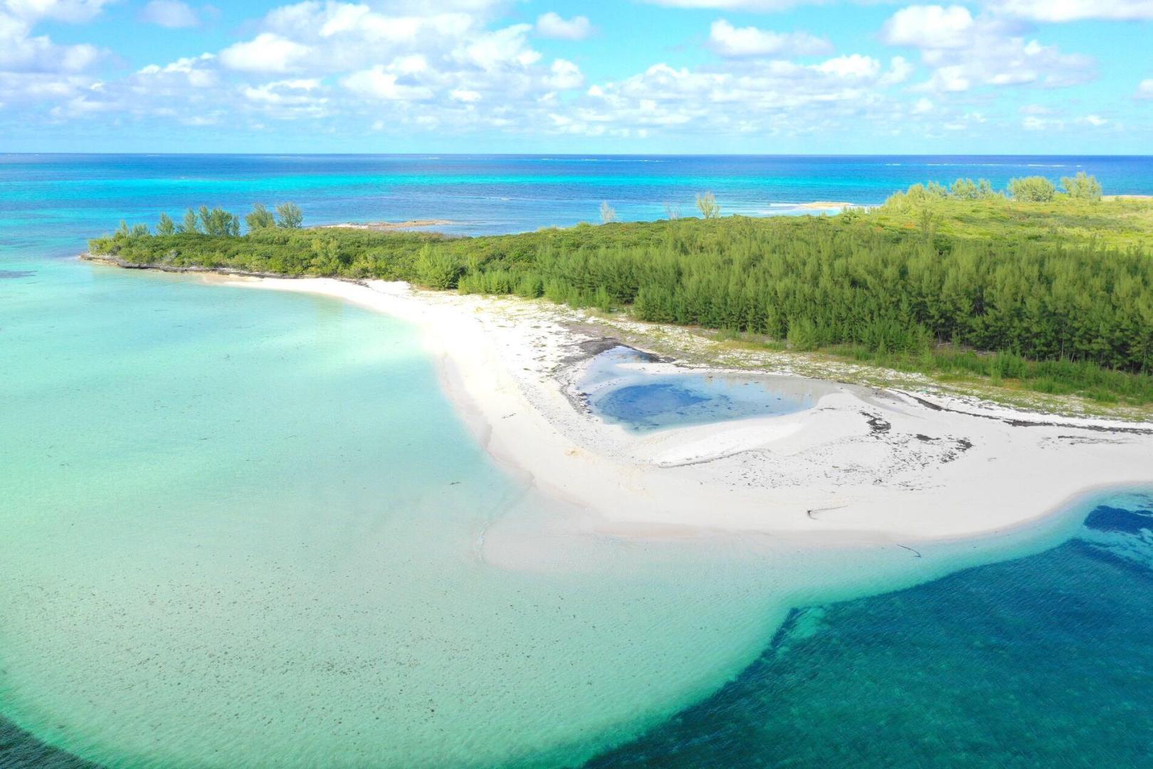 Powell Cay – Private island in The Abacos, Bahamas, Caribbean